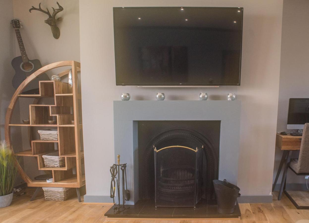 Luxury Super Central Cottage With A Hot Tub/ Gym Portree Eksteriør billede