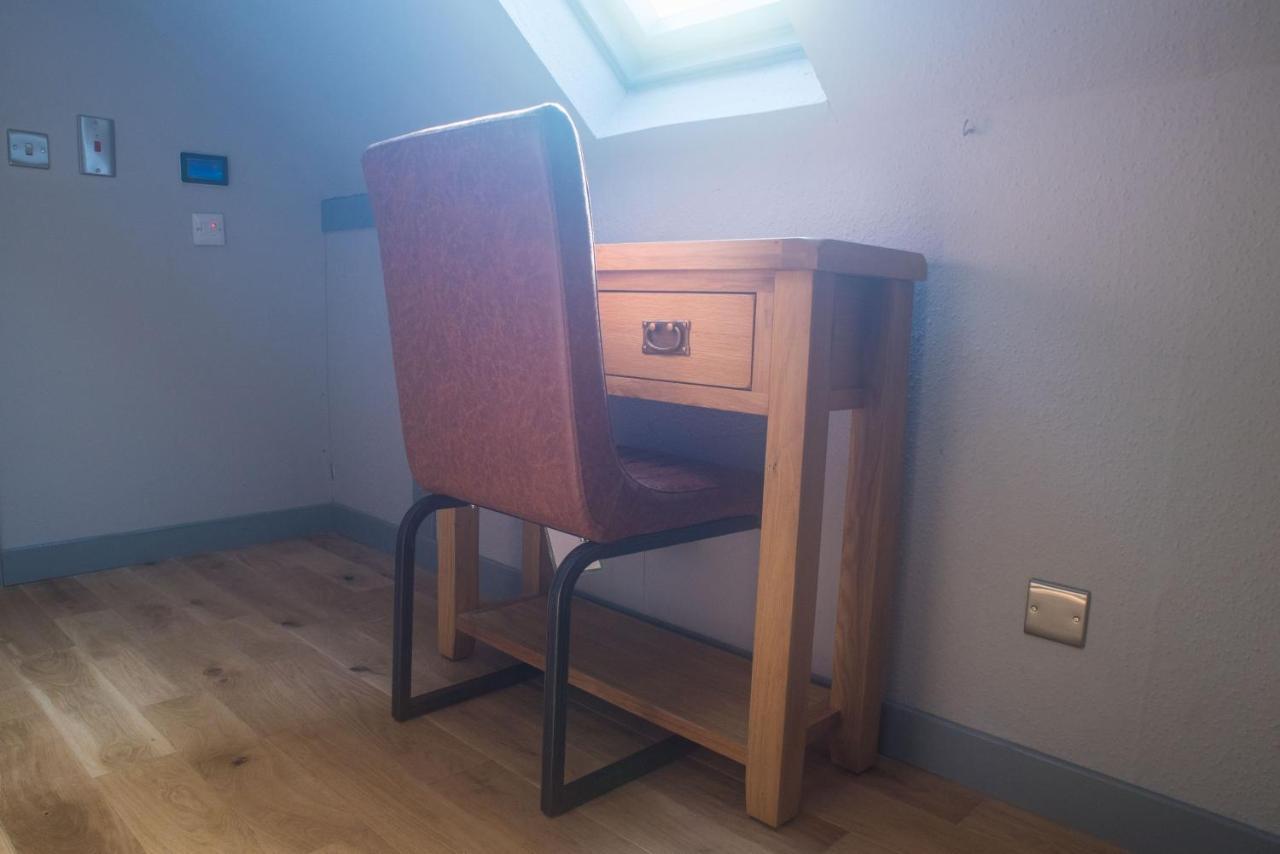 Luxury Super Central Cottage With A Hot Tub/ Gym Portree Eksteriør billede
