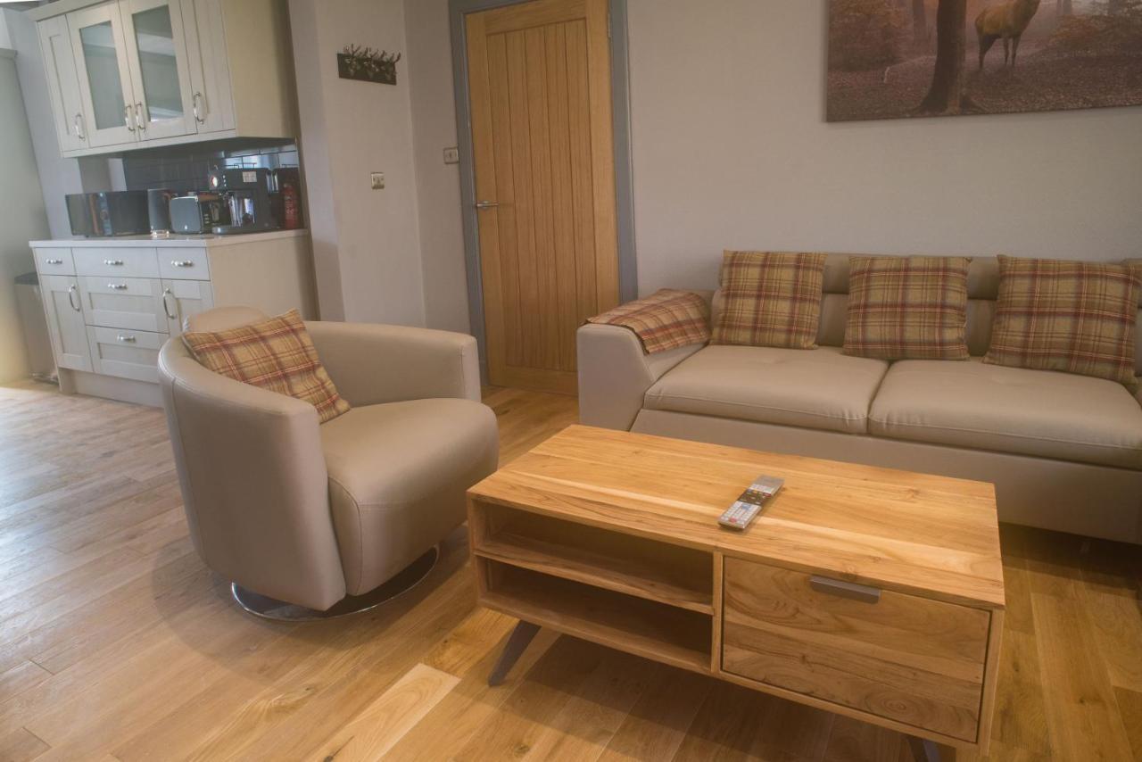Luxury Super Central Cottage With A Hot Tub/ Gym Portree Eksteriør billede